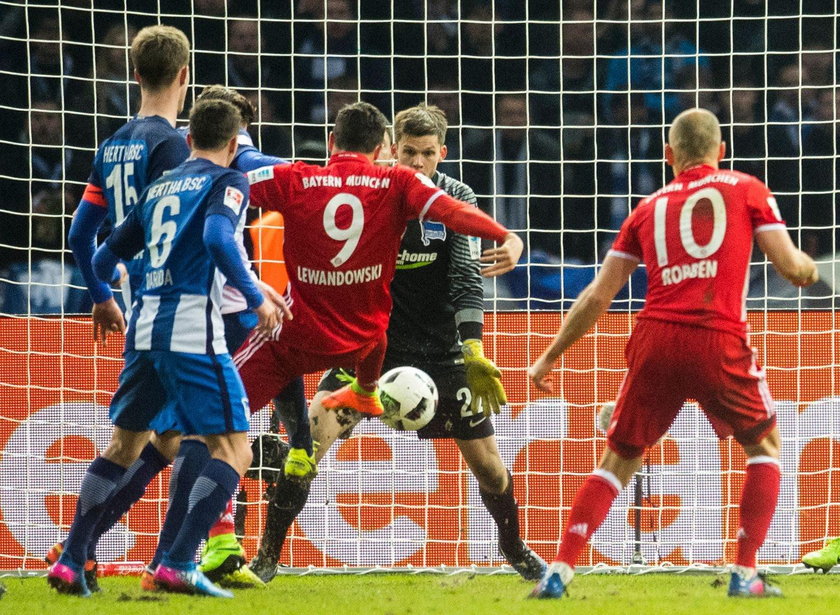 Robert Lewandowski uratował Bayern Monachium. Gol Polaka z Herthą