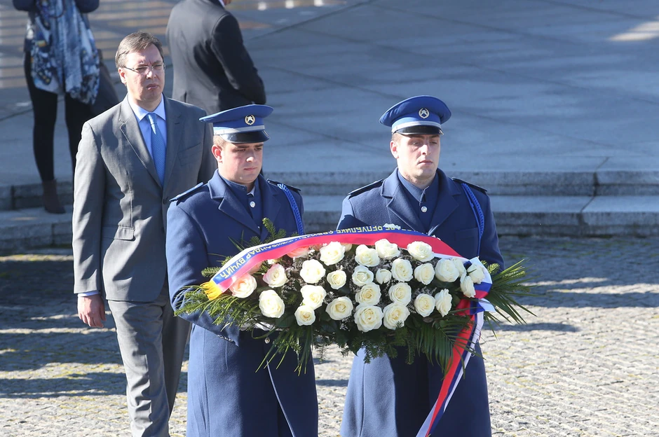 Vučić jutros u Potočarima