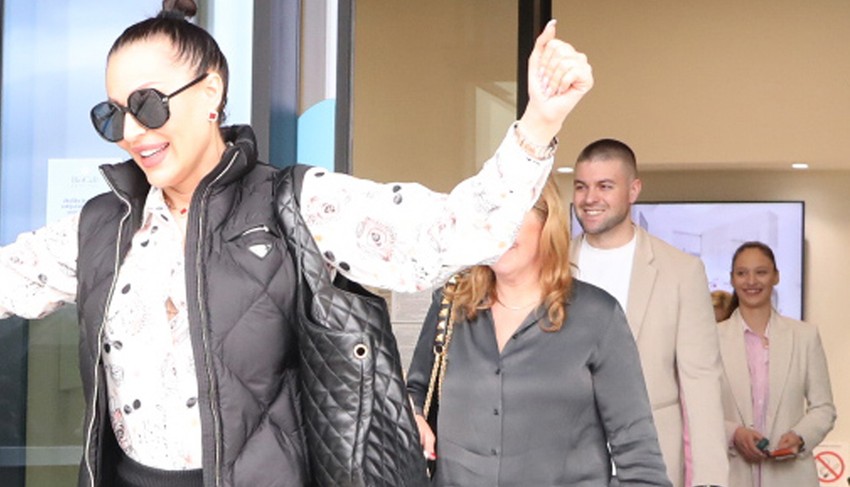 Ceca, Danijela Rodić, dečko Nataše Rodić i kuma Ražnatovića u bolnici