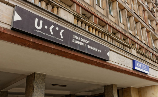 UOKiK: 740 tys. zł kary dla trzech influencerów za promowanie piramid finansowych