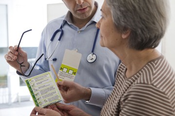 A vastagbélrák szűrésének egyik eredménye negatív, a másik nem negatív? Meg kell ismételni? Az orvos válaszol