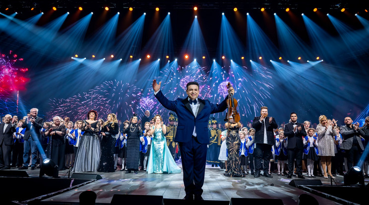 Mága Zoltán ismét teltházas koncertet adott