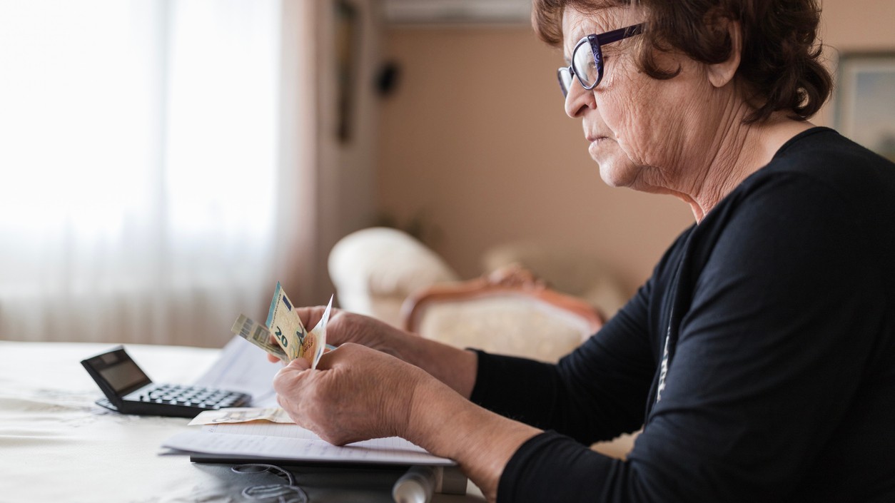 Dôchodok. (ilustračný obrázok)