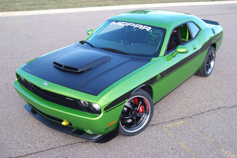 SEMA 2008: Dodge Challenger – fabryczne projekty tuningowe