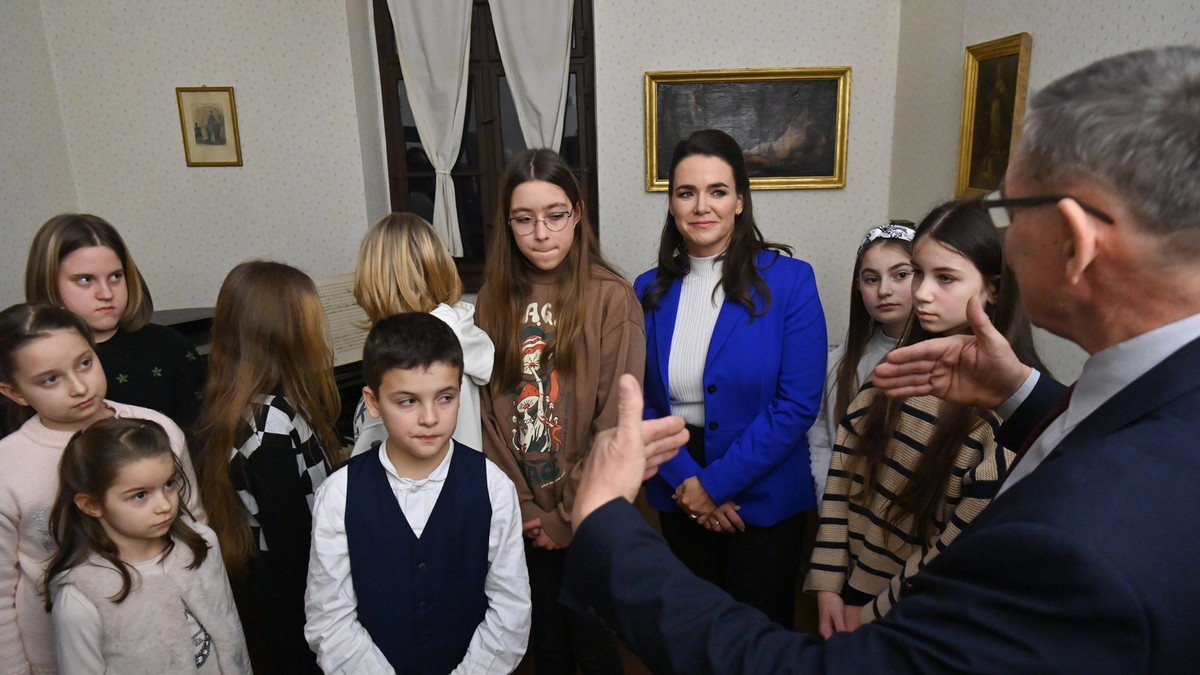Fontos dologról tájékoztatta Novák Katalint a vezérkari főnök Gyulán: itt vannak a részletek