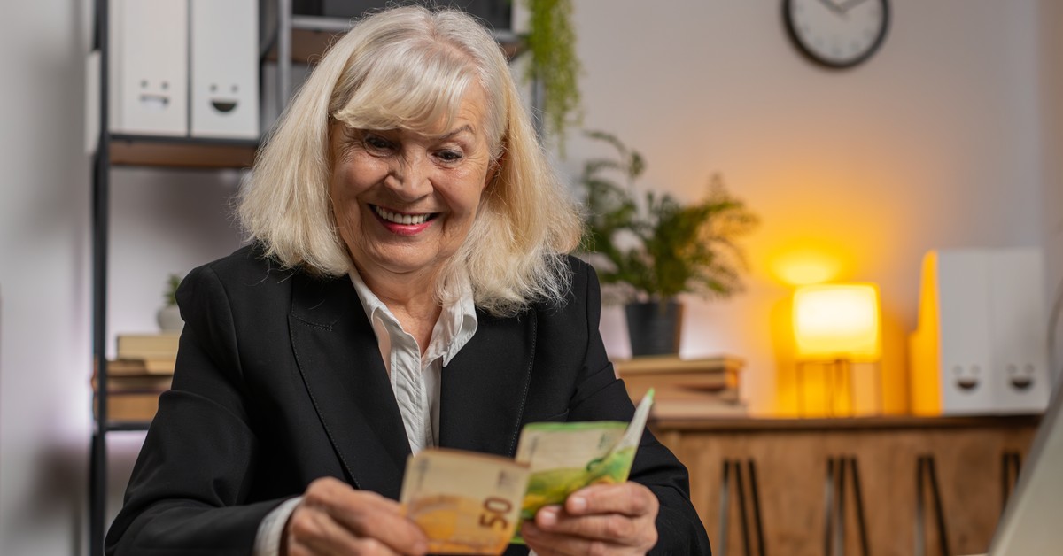 Waloryzacja emerytur 2026 może zaskoczyć. Nowe prognozy rządu i wyższe wskaźniki