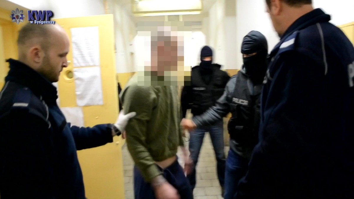 Jeden z zatrzymanych przez policję uciekinierów z Zakładu Karnego nr 2 w Grudziądzu.