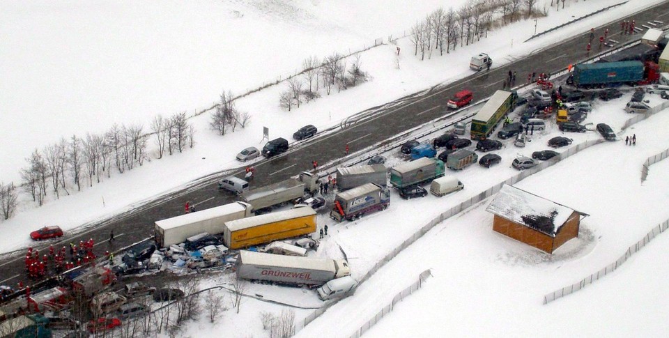 AUSTRIA KARAMBOL NA AUTOSTRADZIE