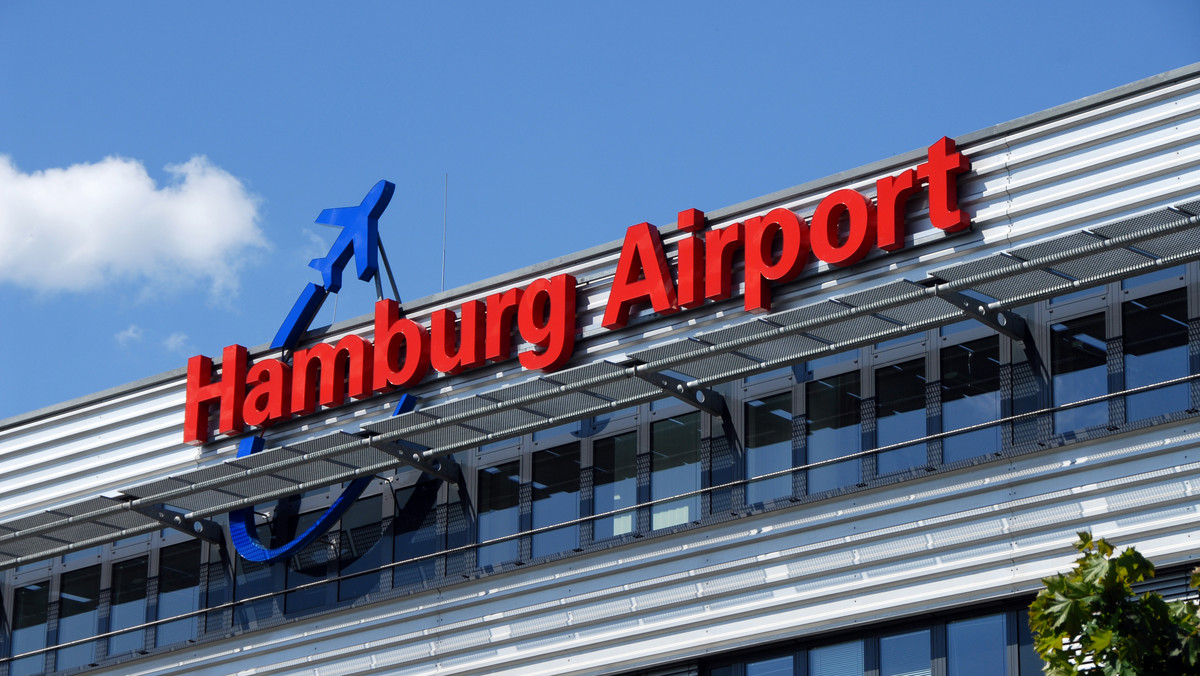 Blokada lotniska w Hamburgu. Groźby ataku na samolot