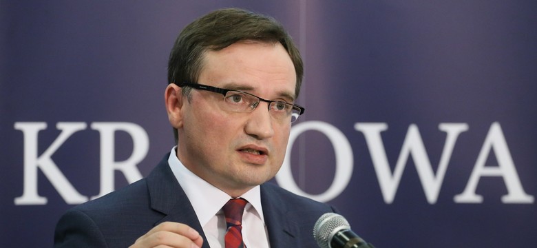 "Marihuana niesie spustoszenie w umysłach", mówi Ziobro. Ale medycznej nie mówi "nie"