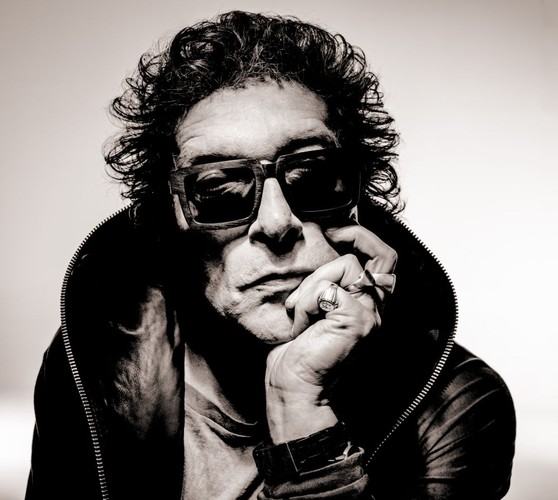 Janusz Panasewicz na zdjęciach z sesji do albumu 'Fotografie'