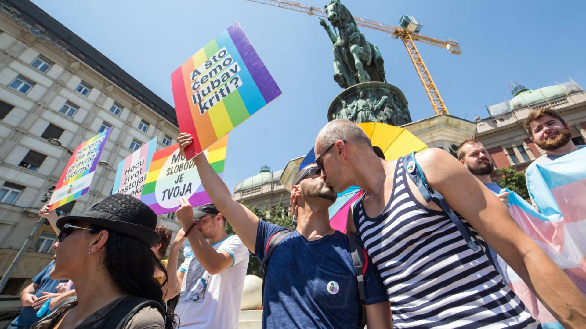 Pripadnici LGBT zajednice slobodno žive samo u Beogradu i Novom Sadu, u ostatku Srbije mržnja i dalje postoji