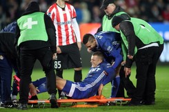 Ekstraklasa: Niepsuj zniesiony na noszach, Cracovia na tarczy. W Krakowie rządzi Wisła!