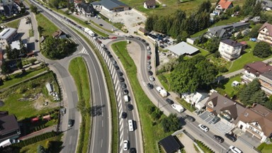 Nowy rekord przejazdu przez tunel na Zakopiance. Ogromne obłożenie trasy