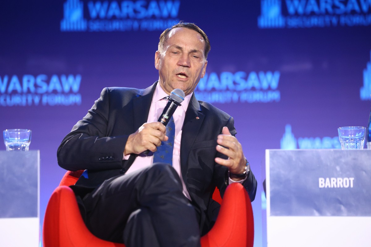 Szef MSZ apeluje do prezydenta w sprawie ambasadorów