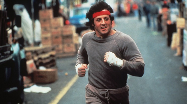 Rocky Balboa figurája
a csillagok közé emelte 
megformálóját, a filmbeli 
bokszolónak szobrot is 
állítottak/Fotó:NORTHFOTO