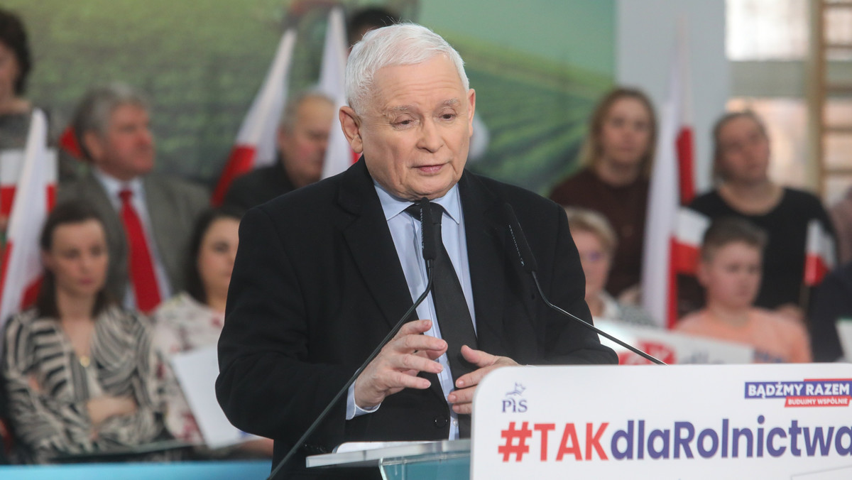 "To rodzaj religii". Jarosław Kaczyński drwi z Rafała Trzaskowskiego