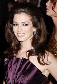 31333_103445-anne-hathaway-d0000320Cfbeca34c6271