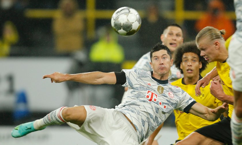 Robert Lewandowski strzeli dwa gole w Superpucharze ...