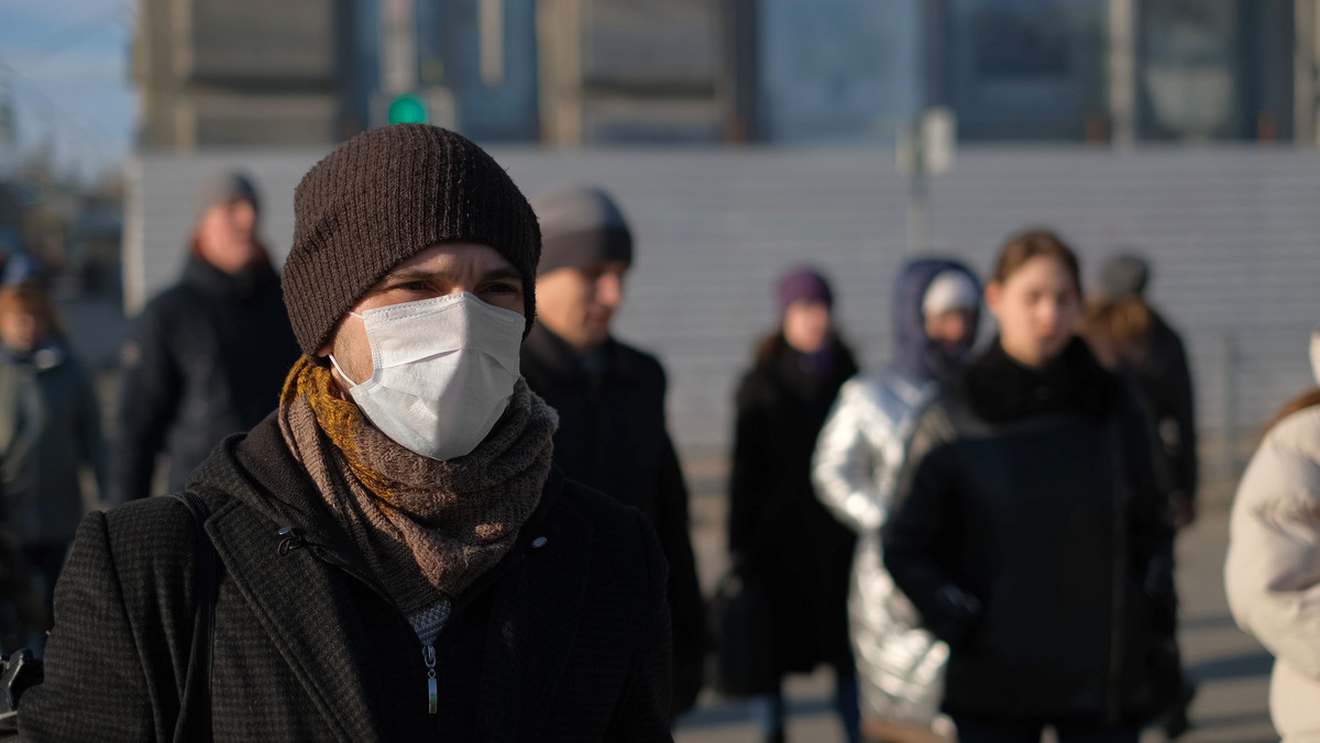 Hiszpania. Kolejny rekord zakażeń od początku pandemii. Wracają maseczki