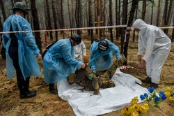 Przerażające opowieści o rosyjskiej okupacji. "Wypalali na ciałach swastyki"
