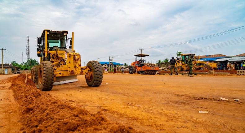 Rehabilitation of Ijede Road, Ikorodu (NAN)