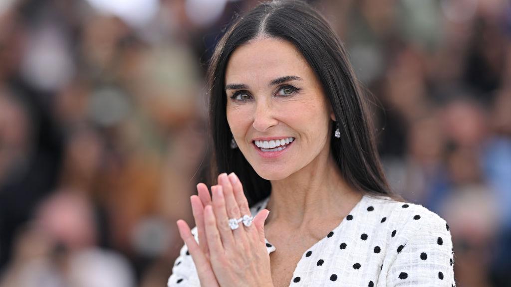 Demi Moore és három lánya egy képen: szinte már kísérteties, mennyire hasonlítanak egymásra