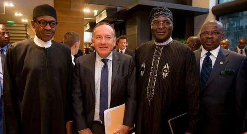 President Muhammadu Buhari meets with businessmen in France on September 15, 2015