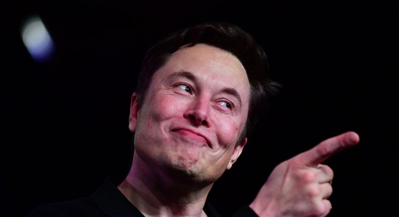 Elon Musk has told Tesla managers to stop recruiting.