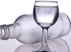 Alkohol powoduje raka jamy ustnej