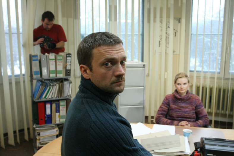 Sebastian Wątroba i Joanna Czechowska w serialu "W11" (2006)