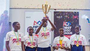 Les gagnantes de la première édition de la First Lego League en Côte d'Ivoire : Les Légendaires