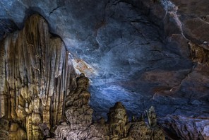 Natural Designs: An Ancient Nest Of Breathtaking Caves Carves Its Way Into The Earth