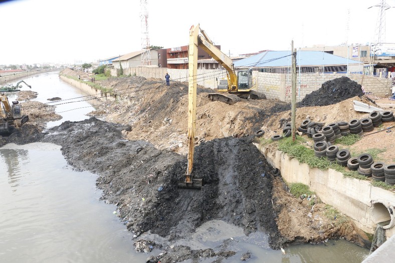 Dredging of Odaw 