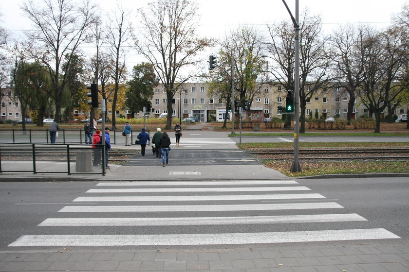 Przejście dla pieszych na al. Hallera w Gdansku