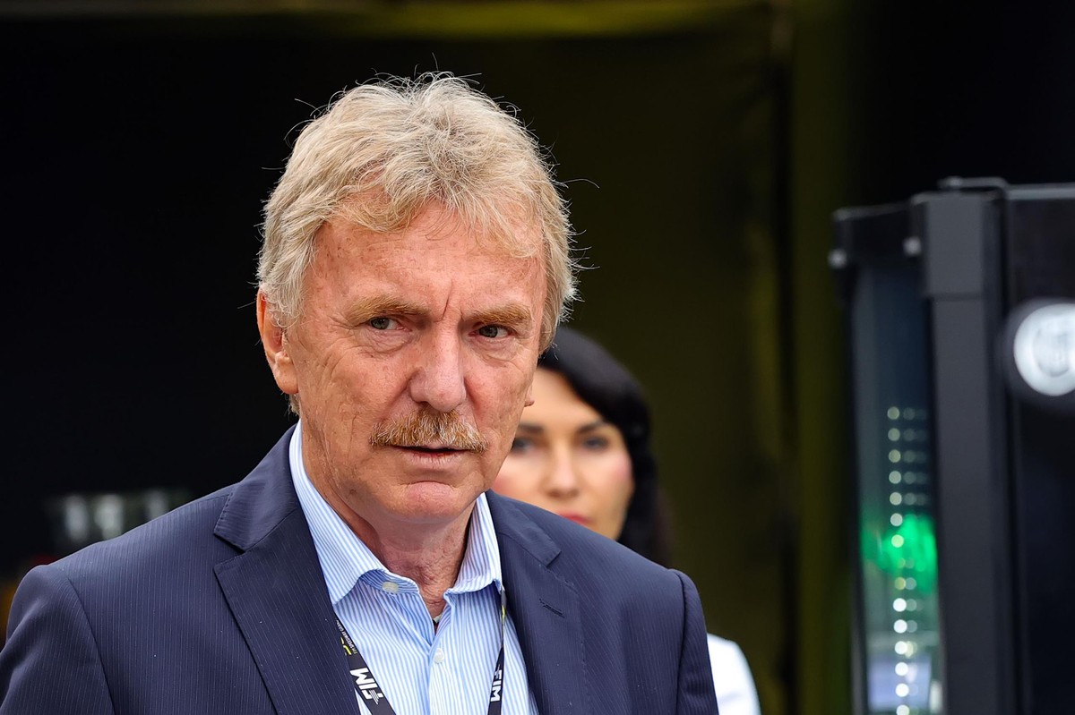 Zbigniew Boniek skomentował wyniki wyborów. Zacytował popularną przyśpiewkę kibiców