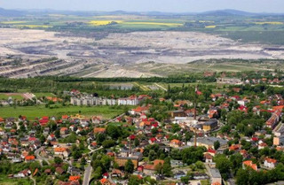 Czechy: Polska będzie wolała zapłacić wysoką karę niż wstrzymać wydobycie w kopalni Turów