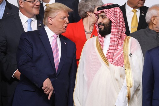 Prezydent USA Donalda Trumpa i saudyjski następca tronu Mohammed Bin Salman. 28 czerwca 2019 r.