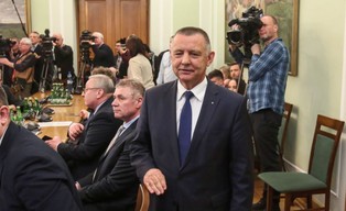 Banaś na dywaniku u prezesa PiS. Kaczyński oczekuje od szefa NIK podania się do dymisji