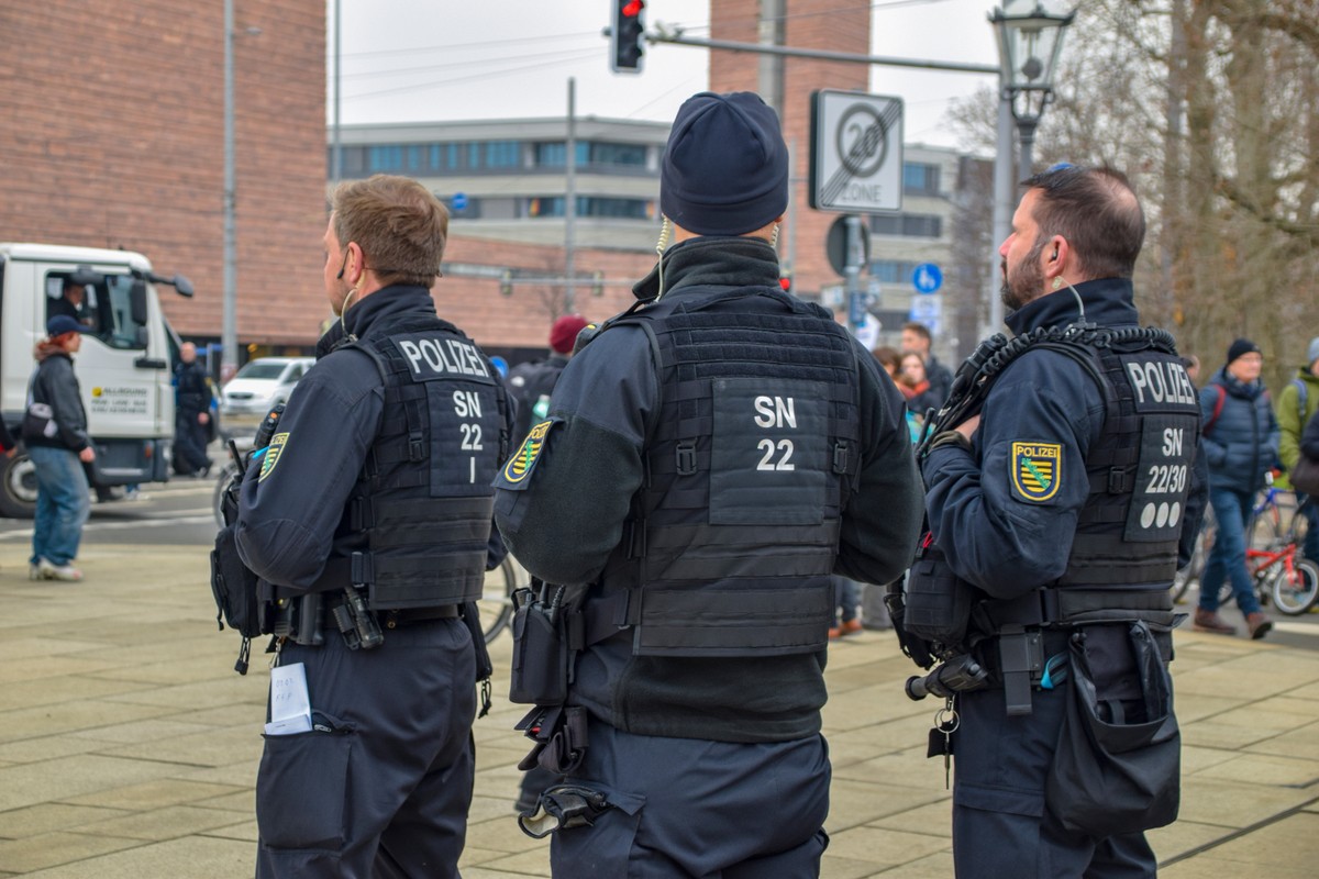 Policja w Essen urządziła obławę na nożownika