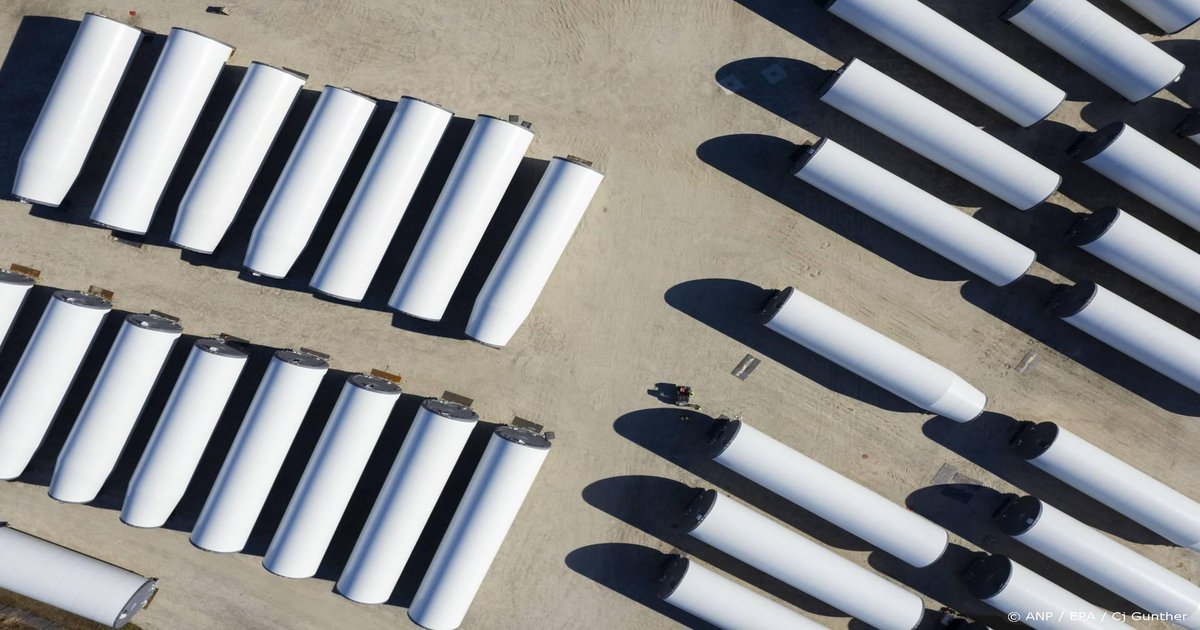 Een rechter doorbreekt Trump-stop: windpark 90% voltooid mag door