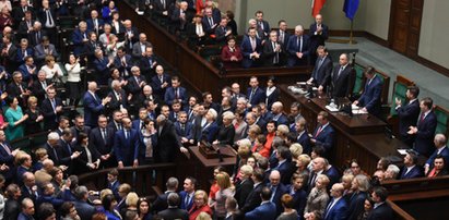 Sondaż Faktu i Radia ZET: kto stracił na awanturze w Sejmie? Polacy nie mieli litości