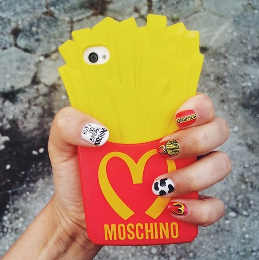 Manicure Moschino