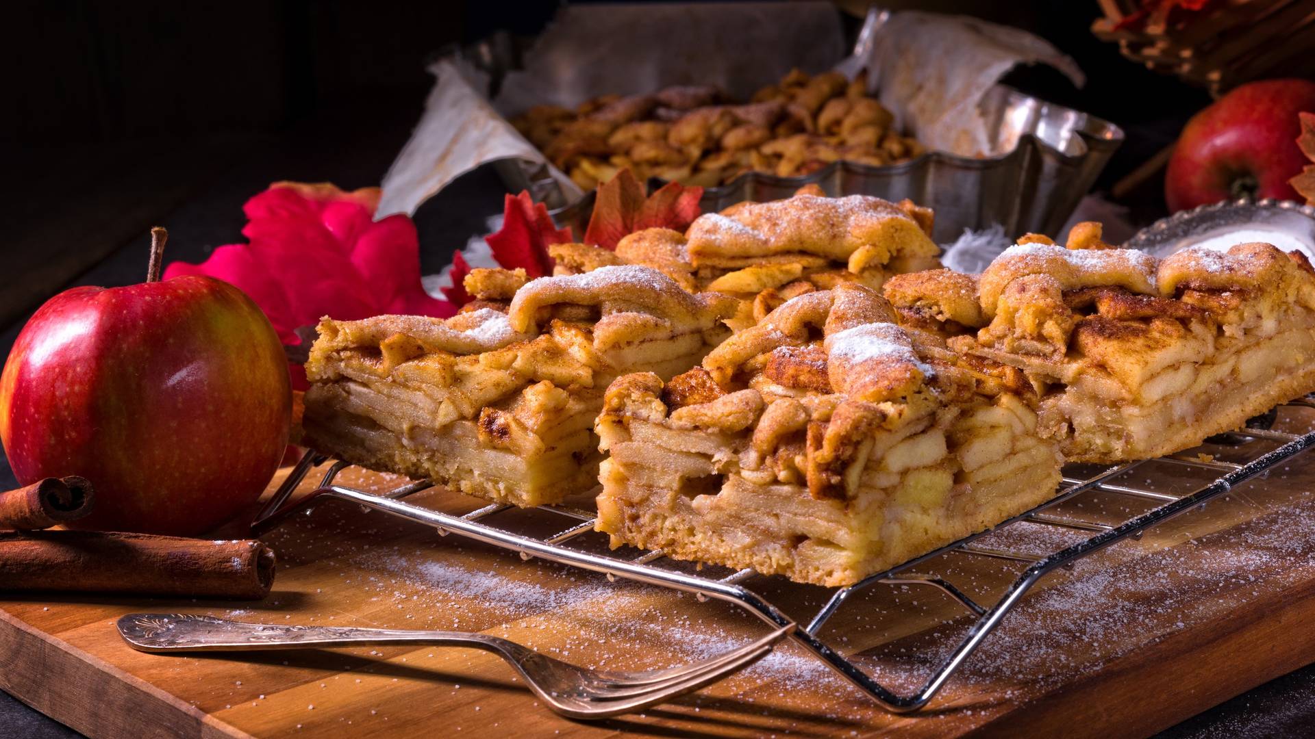 Kolač sa jabukama koji je bolji od najsočnije pite