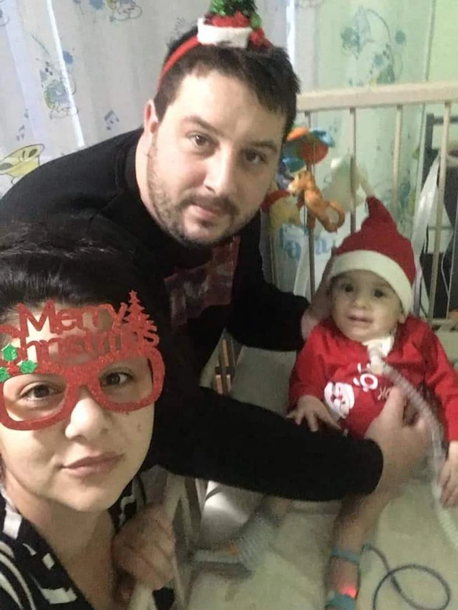 Oliver Pal Gajodi sa roditeljima u Bajmoku