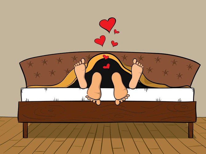 5800_krevet-stock-photo-couple-making-love-vector-also-available-shutterstock_38896996