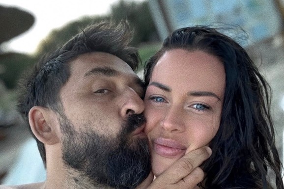 OGNJENA AMIDŽIĆA ŽENA KRIŠOM SLIKALA  Mina objavila neodoljiv prizor iz stana, Dušica Jakovljević odmah reagovala (Foto)