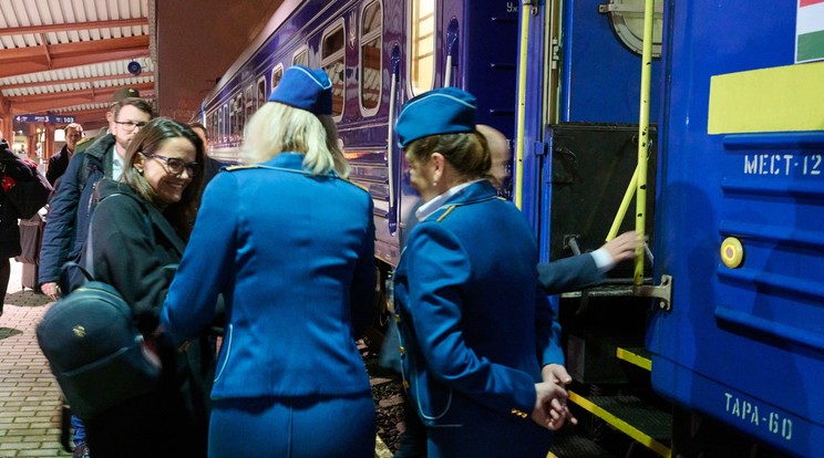 02 o novak Facebook (1)