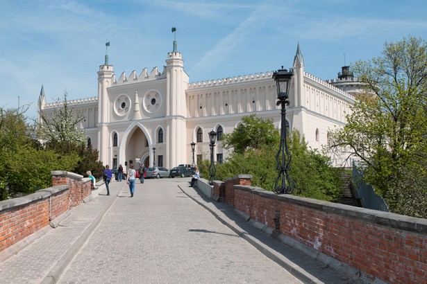 Prezydentem Lublina został dotychczasowy wiceprezydent Krzysztof Żuk (PO) - podała oficjalnie w nocy z niedzieli na poniedziałek Miejska Komisja Wyborcza. Na zdj. Zamek Królewski w Lublinie. Fot. Shutterstock