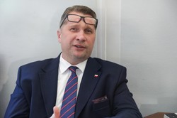 Fatalny sondaż dla Czarnka. Polityk PiS może zapomnieć o walce o prezydenturę?